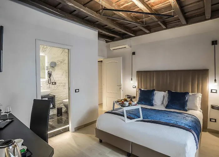 Гостевой дом Spagna Luxury'n Trevi