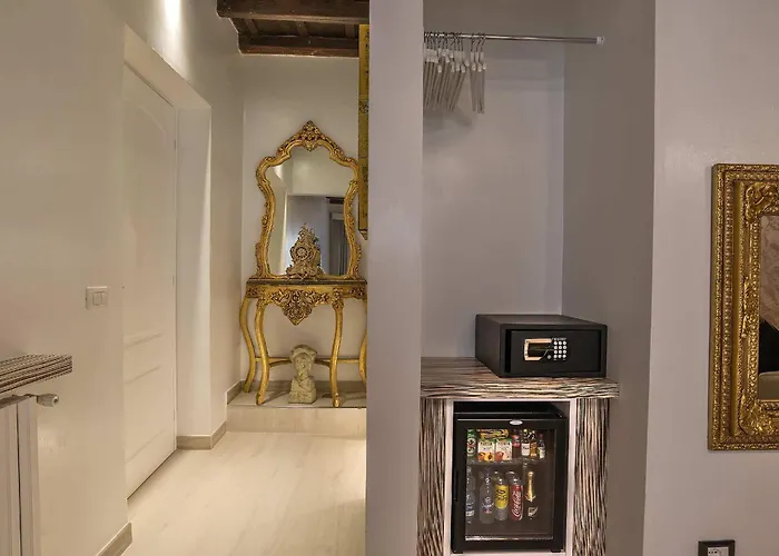 Spagna Luxury'n Trevi Гостевой дом