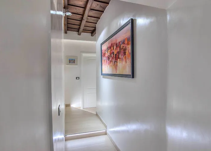 Гостевой дом Spagna Luxury'n Trevi Рим